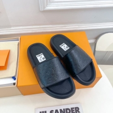 Louis Vuitton Slippers